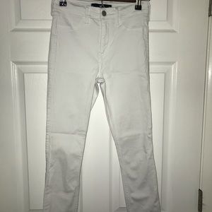 HOLLISTER WHITE JEAN LEGGING.